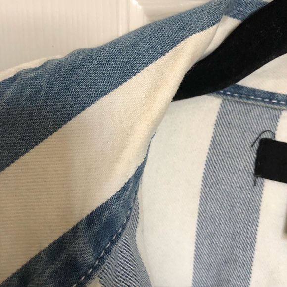 Forever 21 Jean jacket - Picture 4 of 4